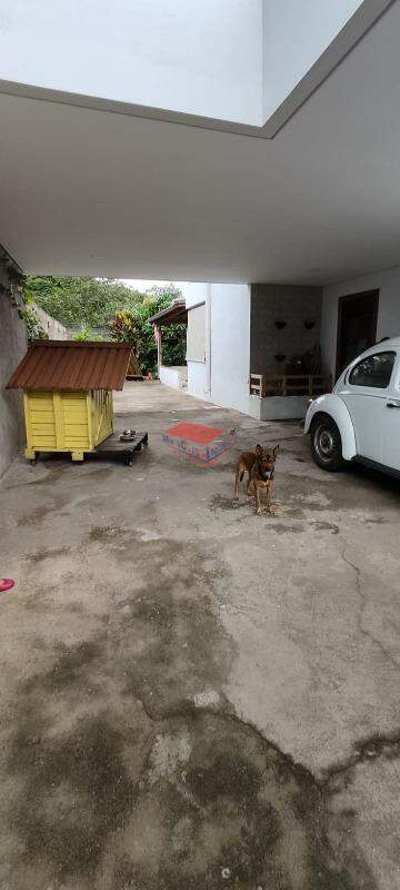 Casa para alugar com 3 quartos, 184m² - Foto 23