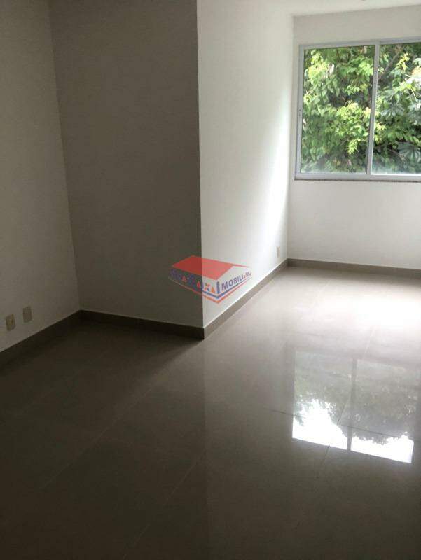 Apartamento à venda com 3 quartos, 107m² - Foto 14