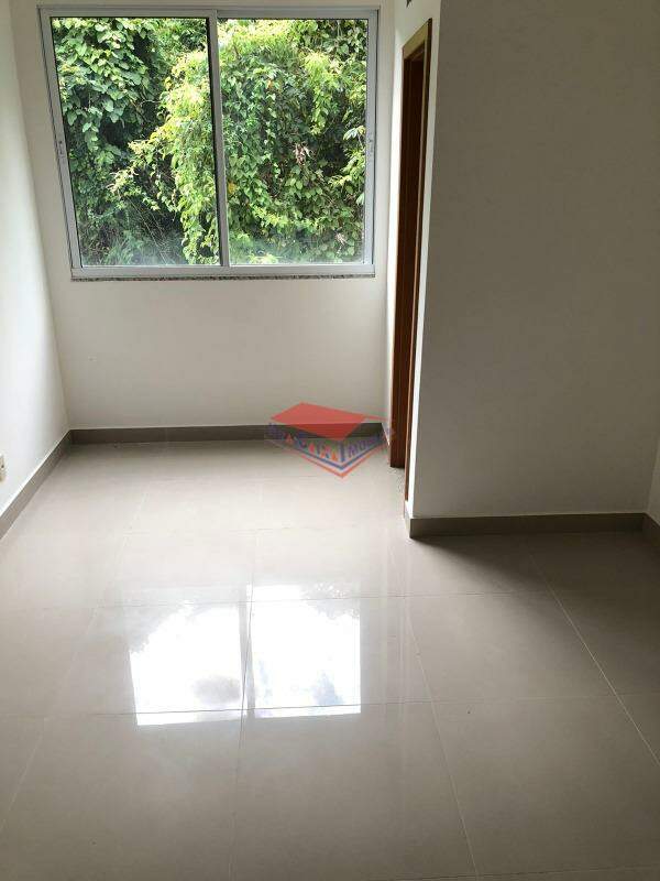 Apartamento à venda com 3 quartos, 107m² - Foto 11