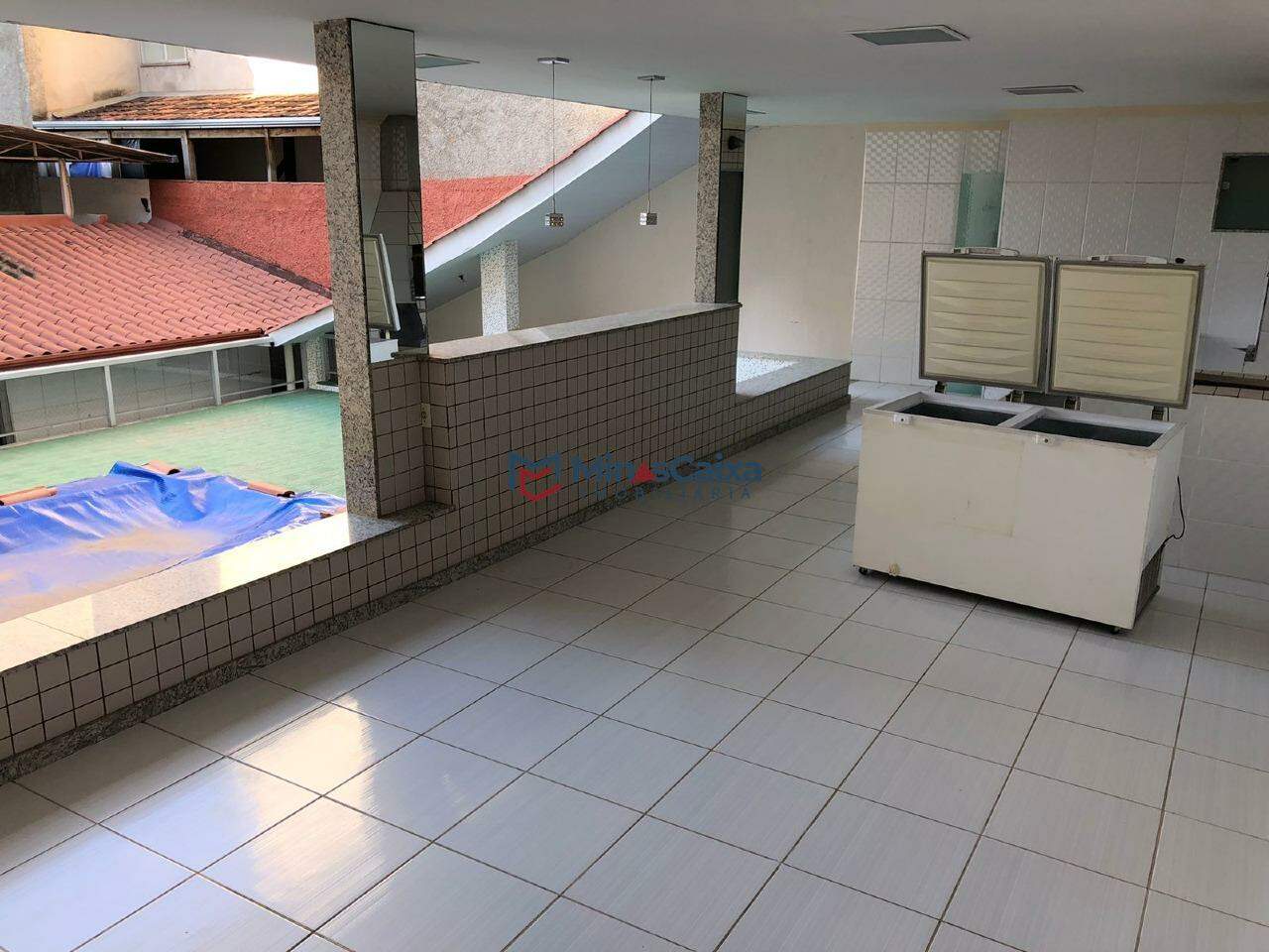 Casa à venda com 4 quartos, 360m² - Foto 10