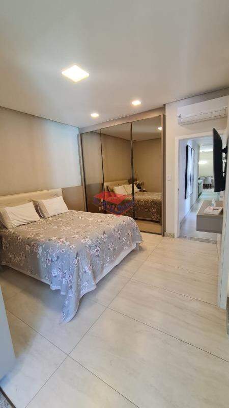 Apartamento à venda com 3 quartos, 215m² - Foto 15