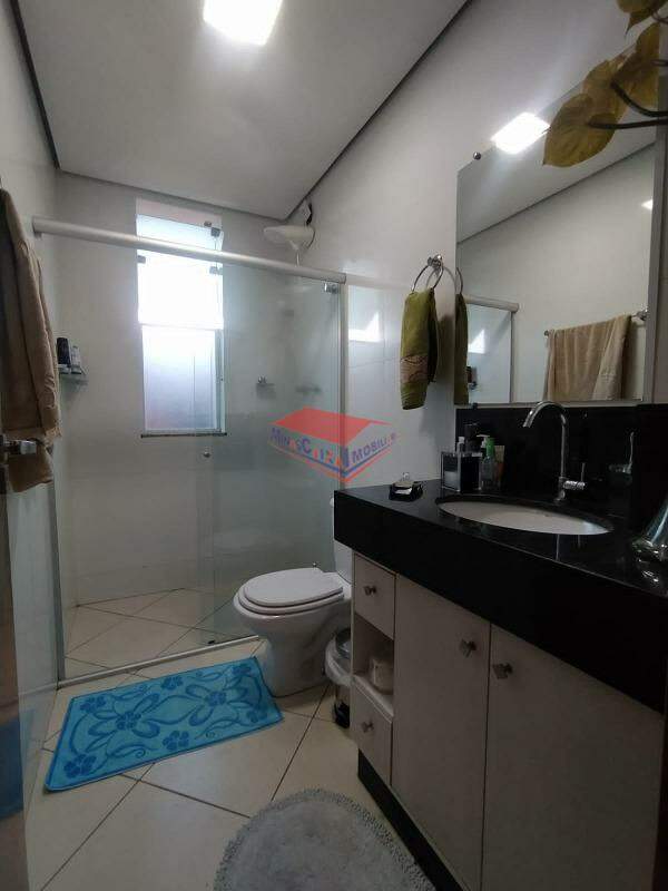 Apartamento à venda com 3 quartos, 246m² - Foto 10