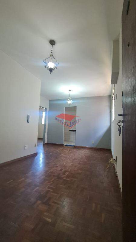Apartamento para alugar com 2 quartos, 52m² - Foto 13