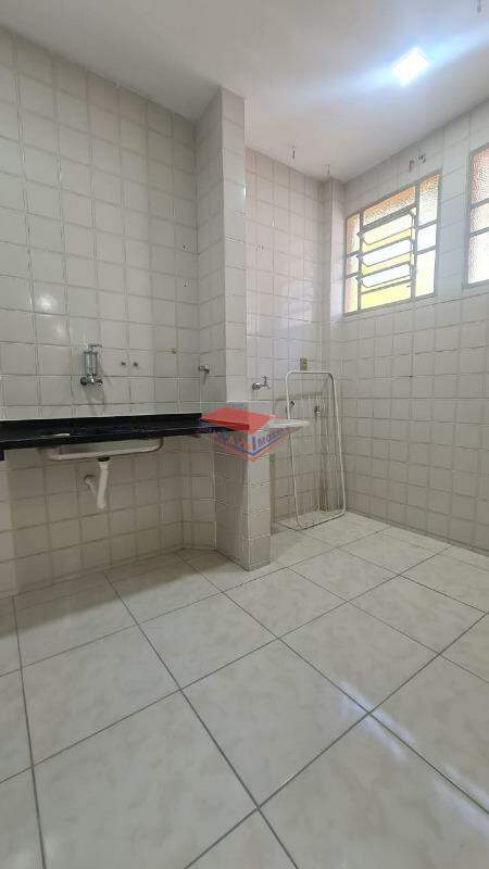 Apartamento para alugar com 2 quartos, 52m² - Foto 11