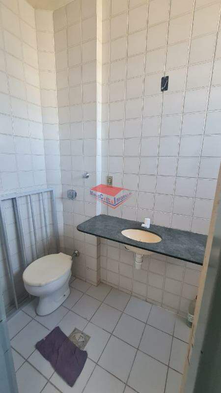 Apartamento para alugar com 2 quartos, 52m² - Foto 6