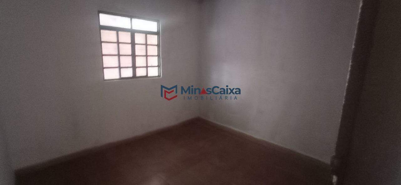 Casa à venda com 2 quartos, 100m² - Foto 6