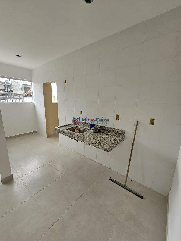 Apartamento à venda com 2 quartos, 68m² - Foto 3