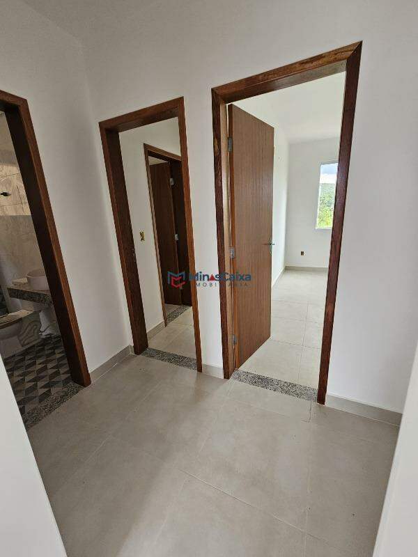 Apartamento à venda com 2 quartos, 68m² - Foto 4