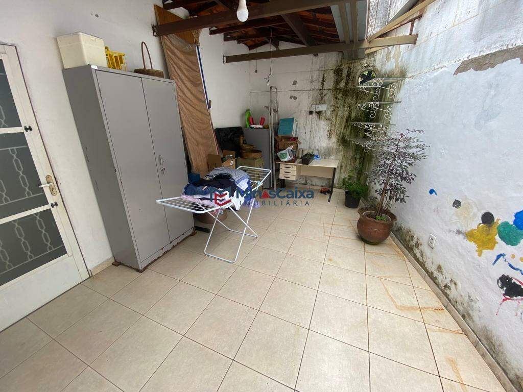 Casa à venda com 4 quartos, 175m² - Foto 6