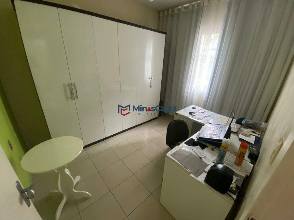 Casa à venda com 4 quartos, 175m² - Foto 19