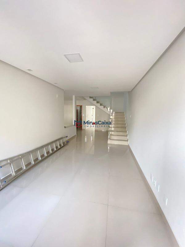 Casa à venda com 3 quartos, 200m² - Foto 16