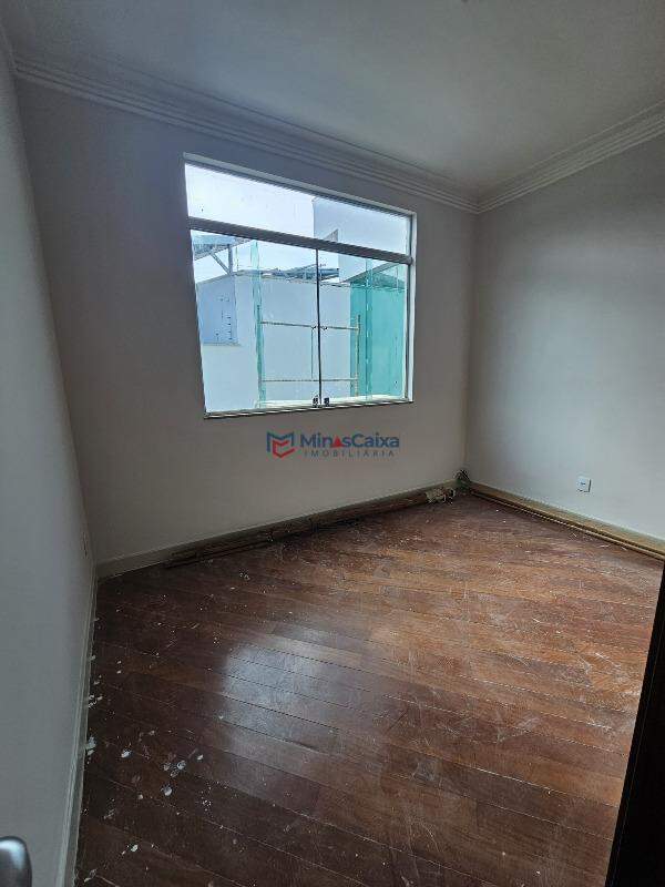 Casa à venda com 4 quartos, 350m² - Foto 20