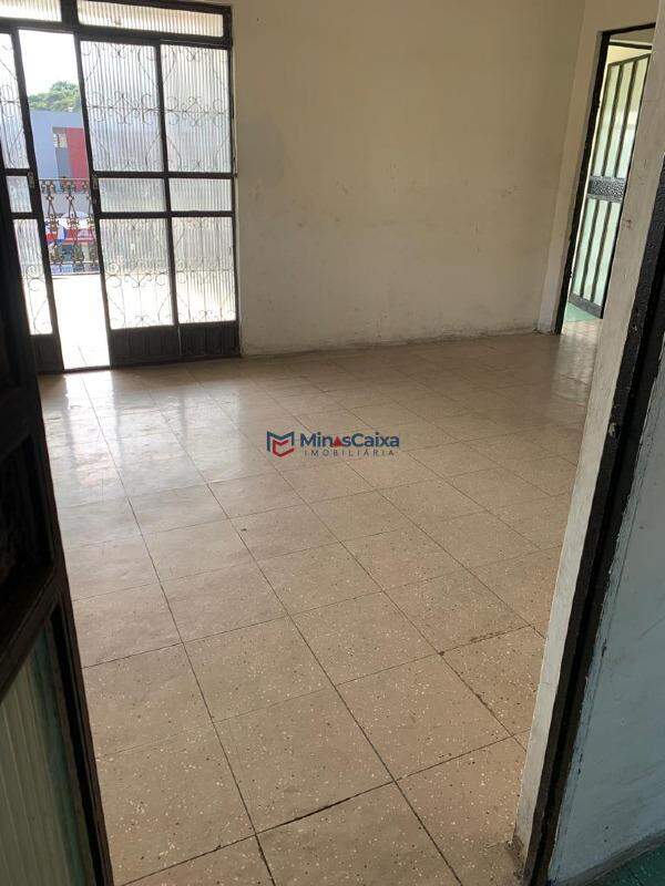 Casa à venda com 4 quartos, 300m² - Foto 15