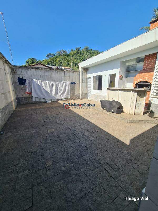 Casa à venda com 4 quartos, 247m² - Foto 25