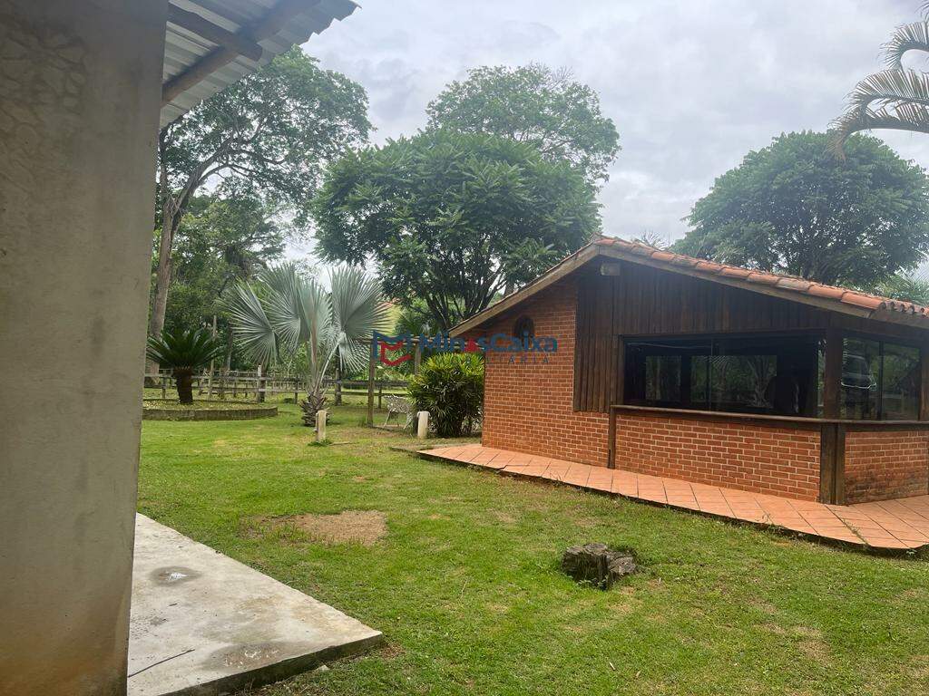 Chácara à venda com 1 quarto, 400m² - Foto 3