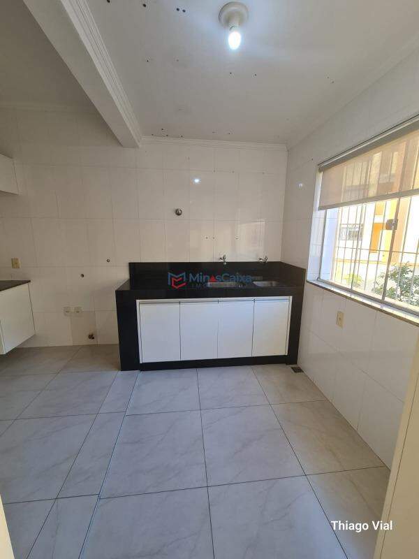 Apartamento à venda com 3 quartos, 148m² - Foto 11