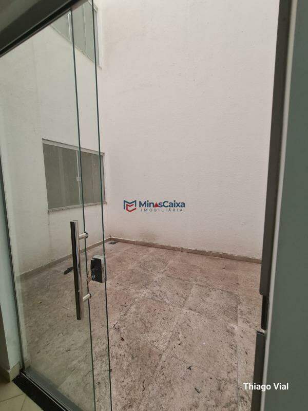 Apartamento à venda com 2 quartos, 35m² - Foto 4