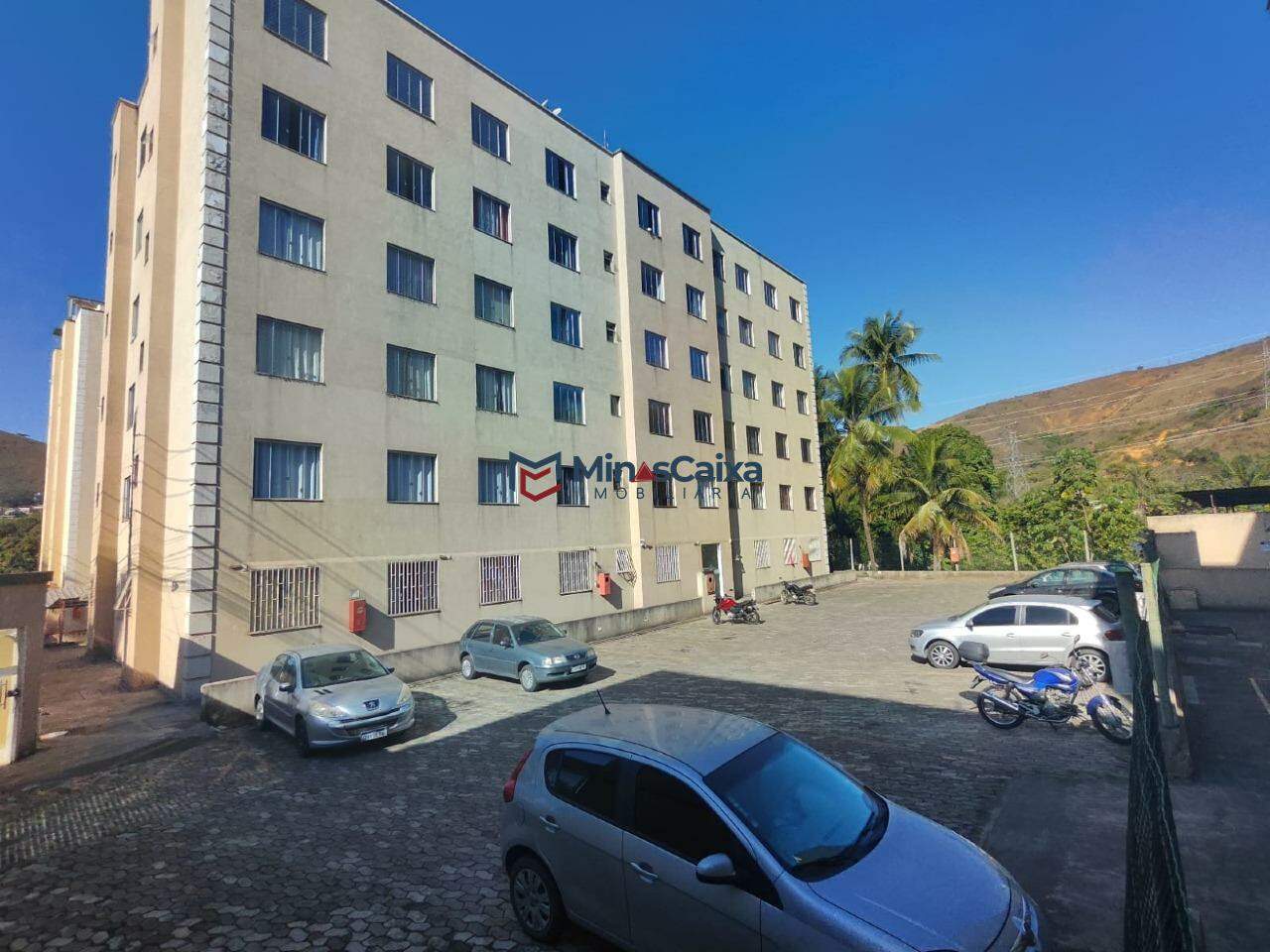 Apartamento à venda com 3 quartos, 70m² - Foto 2