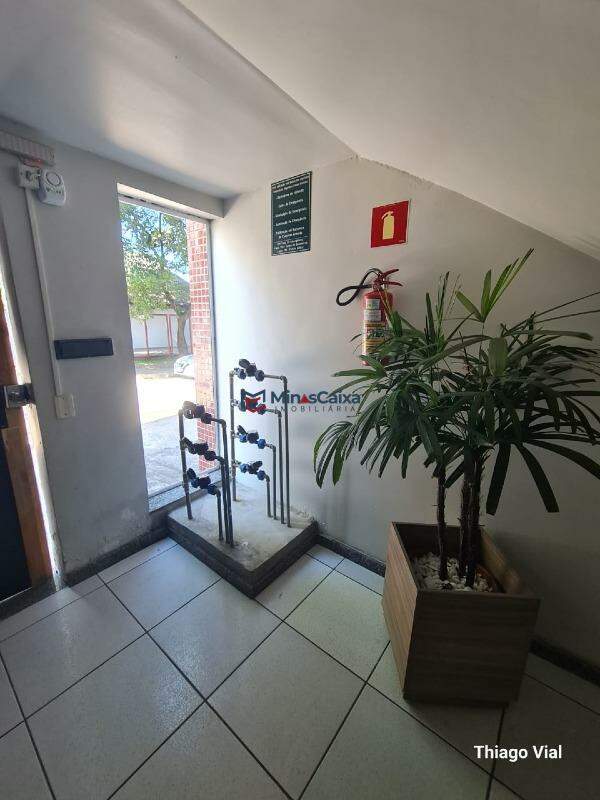 Apartamento à venda com 3 quartos, 200m² - Foto 1