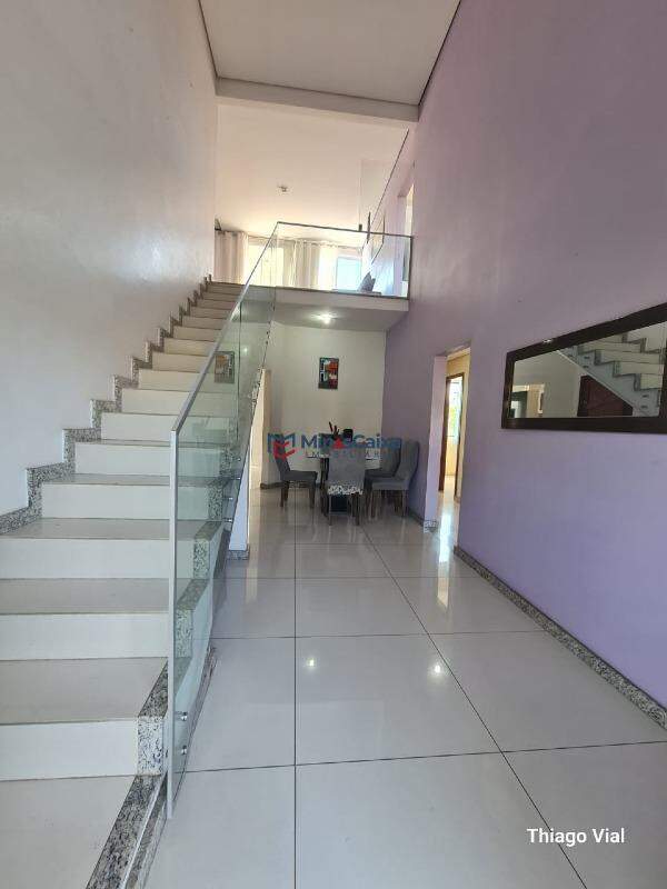 Apartamento à venda com 3 quartos, 200m² - Foto 5