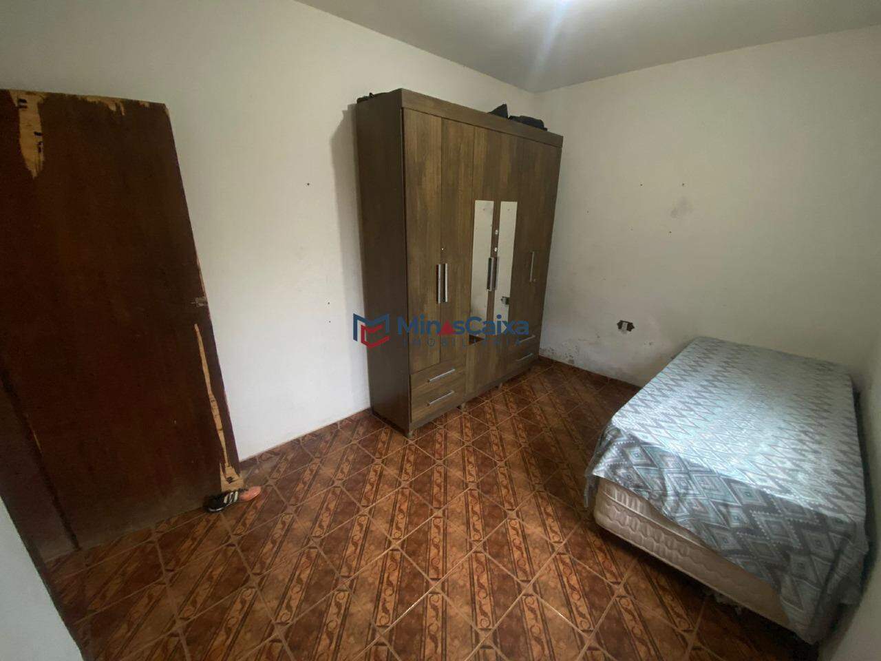 Casa à venda com 1 quarto, 141m² - Foto 11