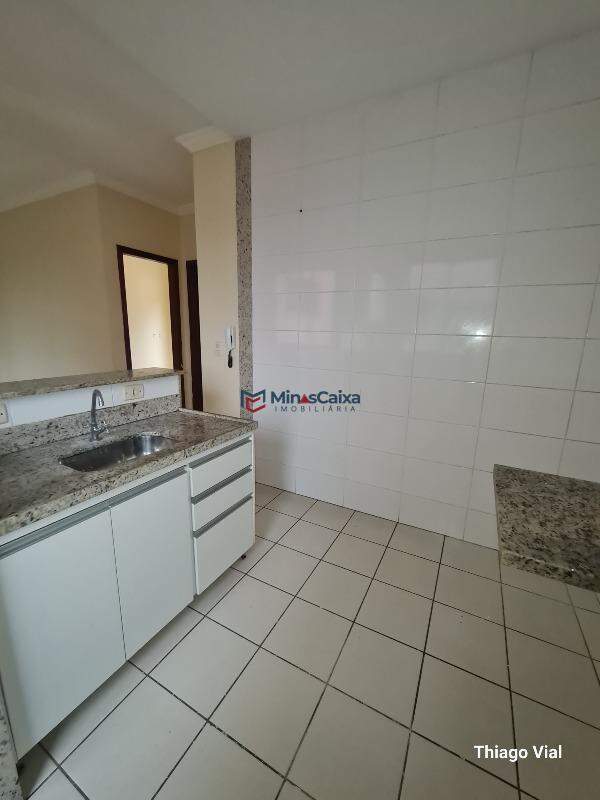 Apartamento à venda com 2 quartos, 60m² - Foto 7