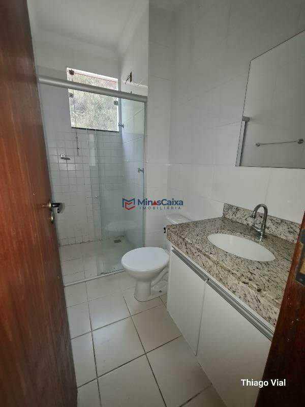 Apartamento à venda com 2 quartos, 60m² - Foto 1