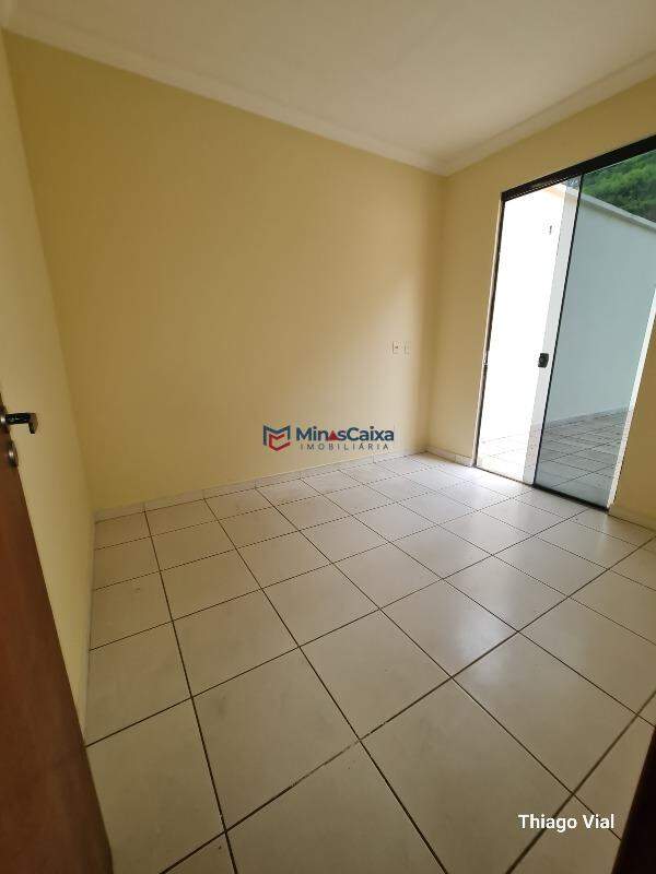 Apartamento à venda com 2 quartos, 60m² - Foto 3