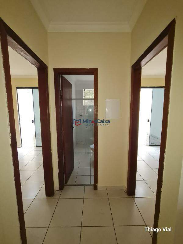 Apartamento à venda com 2 quartos, 60m² - Foto 4