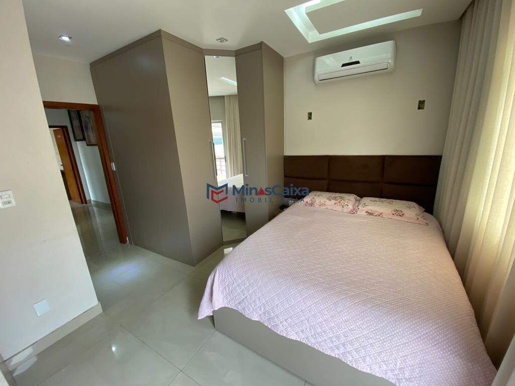 Apartamento à venda com 3 quartos, 104m² - Foto 11