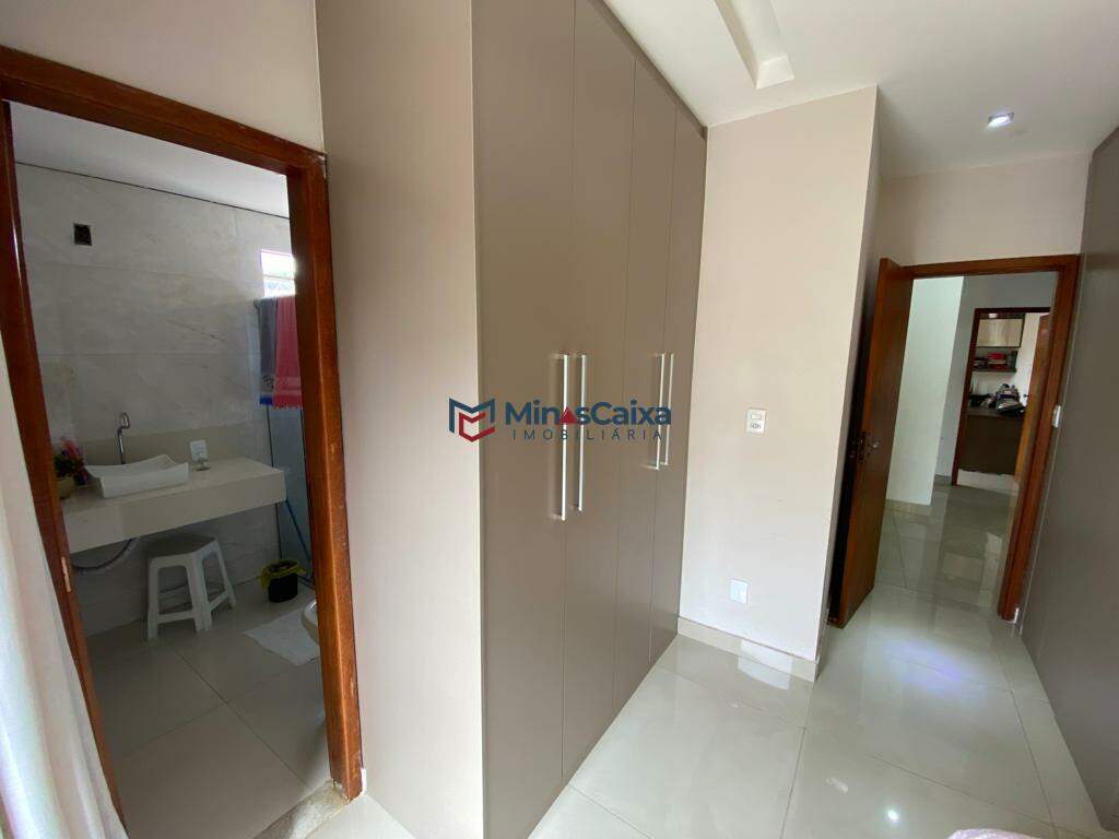 Apartamento à venda com 3 quartos, 104m² - Foto 19