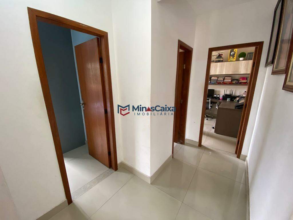 Apartamento à venda com 3 quartos, 104m² - Foto 17