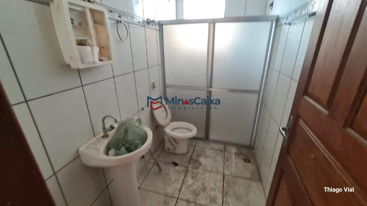 Casa à venda com 5 quartos, 340m² - Foto 9