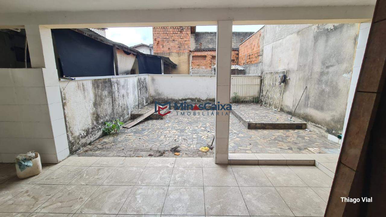 Casa à venda com 5 quartos, 340m² - Foto 4