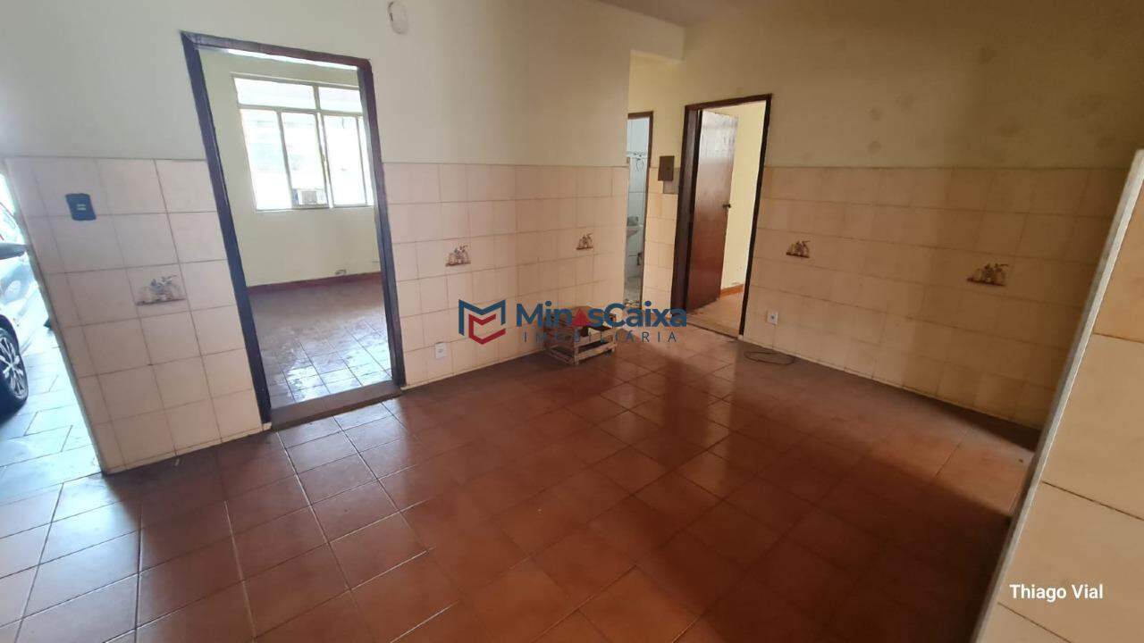 Casa à venda com 5 quartos, 340m² - Foto 14