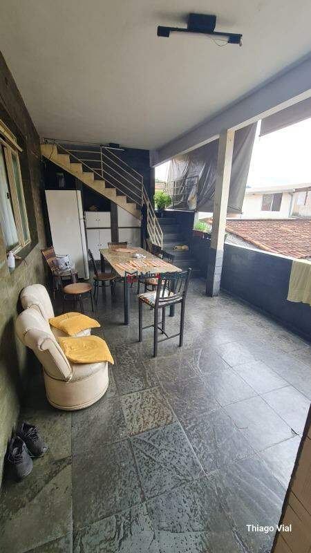 Casa à venda com 5 quartos, 340m² - Foto 17