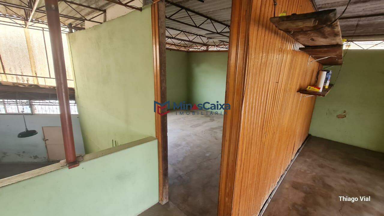 Casa à venda com 4 quartos, 205m² - Foto 19