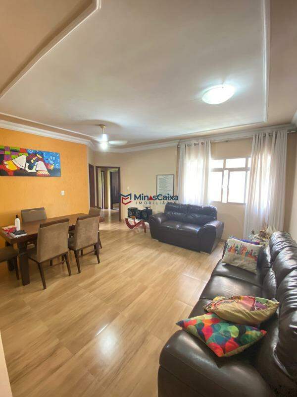 Apartamento para alugar com 3 quartos, 96m² - Foto 1