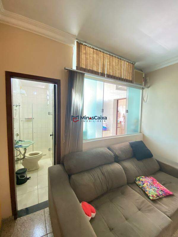 Apartamento para alugar com 3 quartos, 96m² - Foto 7