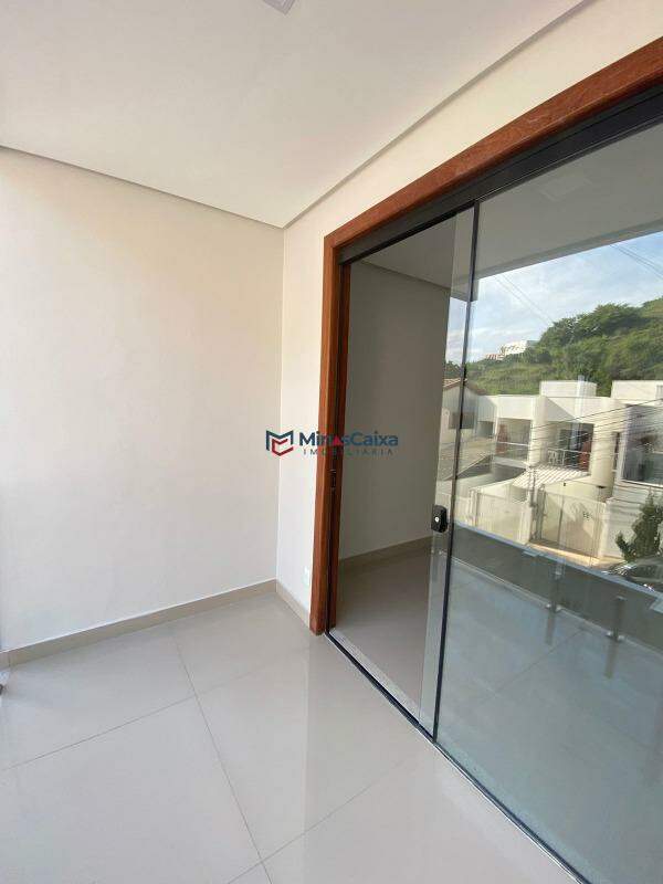 Casa para alugar com 3 quartos, 200m² - Foto 18