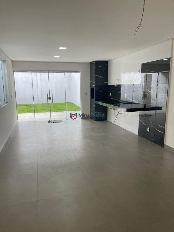 Casa à venda com 3 quartos, 190m² - Foto 6