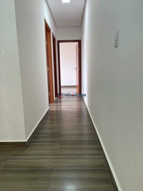 Casa à venda com 3 quartos, 190m² - Foto 9