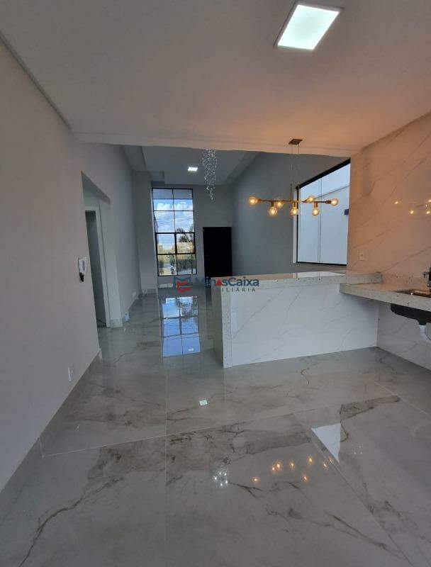 Casa à venda com 2 quartos, 180m² - Foto 12