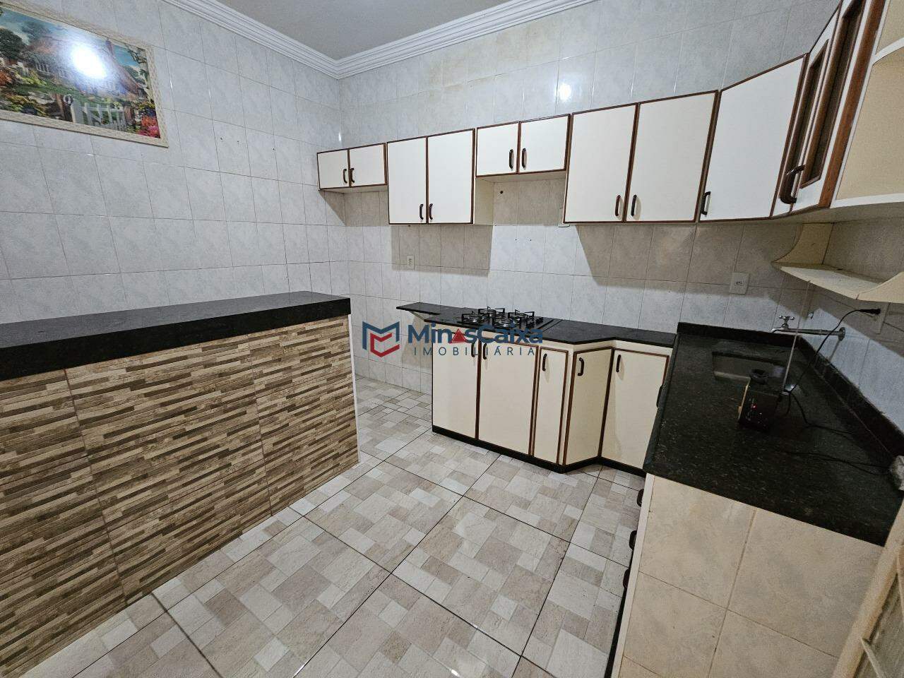 Casa à venda com 4 quartos, 200m² - Foto 6