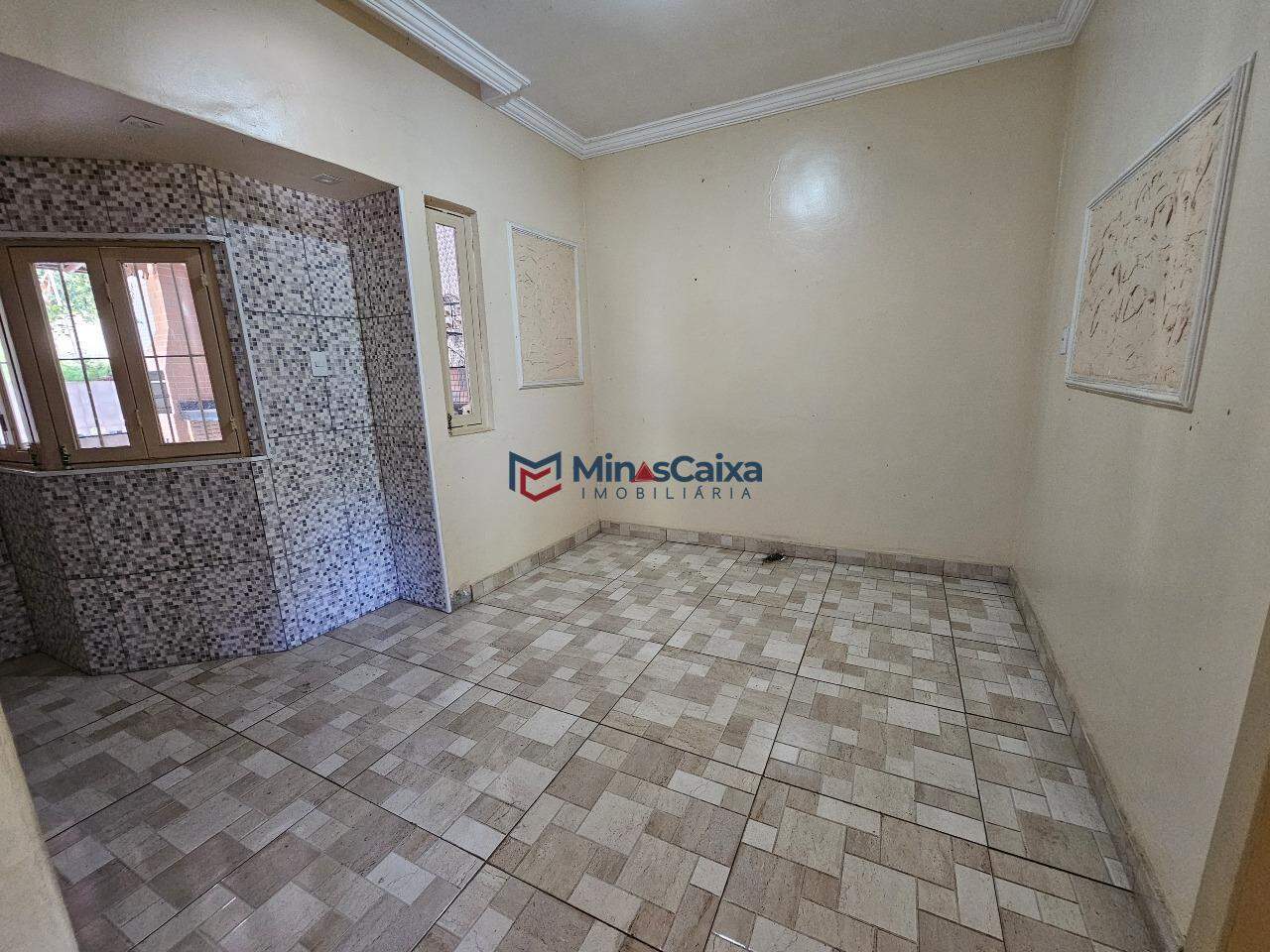 Casa à venda com 4 quartos, 200m² - Foto 8