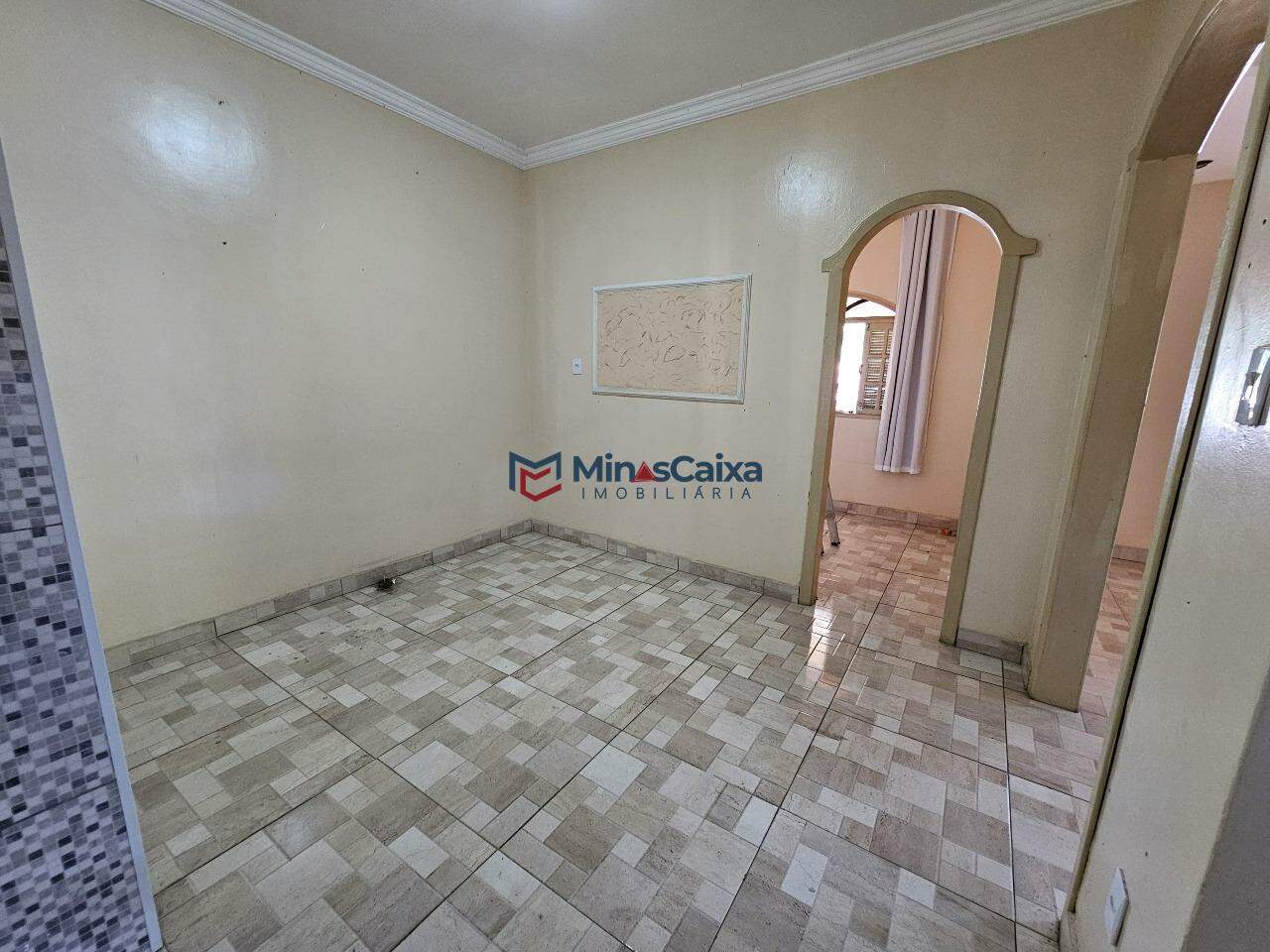 Casa à venda com 4 quartos, 200m² - Foto 9