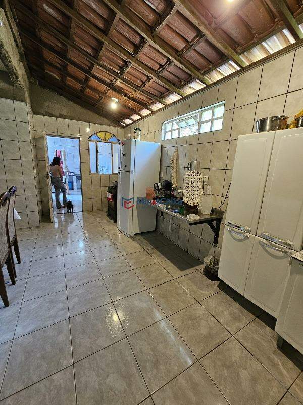 Casa à venda com 3 quartos, 155m² - Foto 7