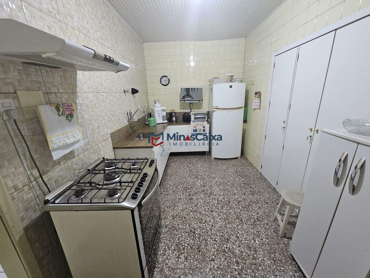 Casa à venda com 4 quartos, 254m² - Foto 17