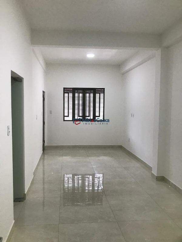 Casa à venda com 3 quartos, 120m² - Foto 4