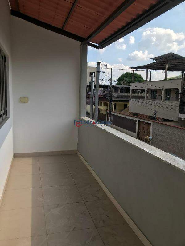 Casa à venda com 3 quartos, 120m² - Foto 9